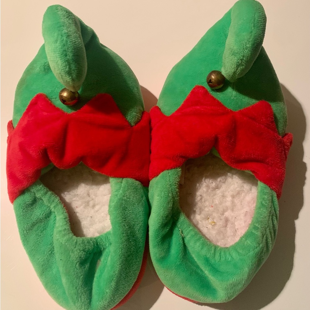 Elf Slippers for boy or girl. Size 3-5 Youth.
